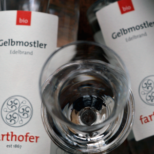 Gelbmostler (700 und 350 ml) - Destillerie Farthofer