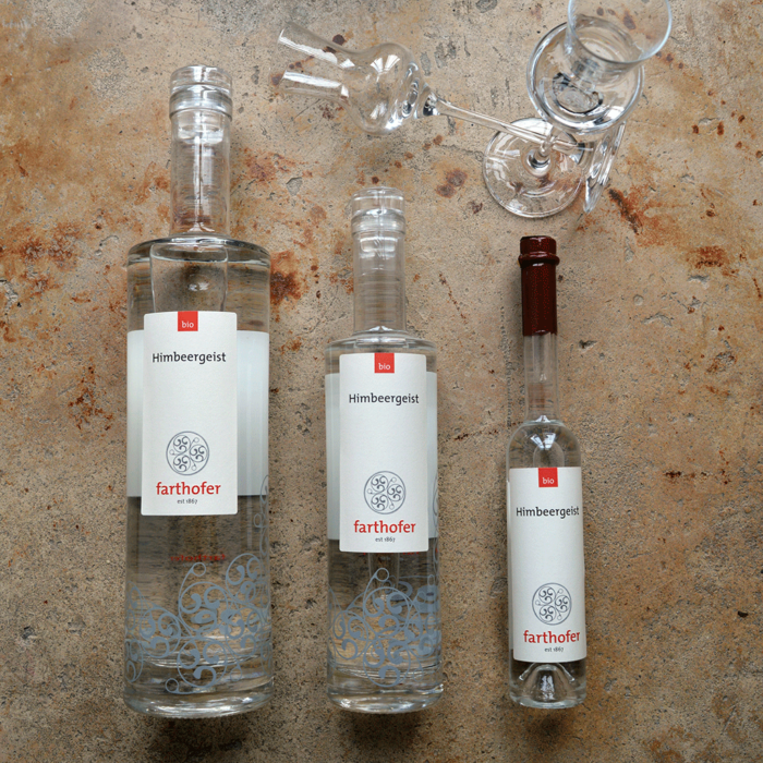 Bio Waldhimbeergeist (700, 350 und 100 ml) - Destillerie Farthofer