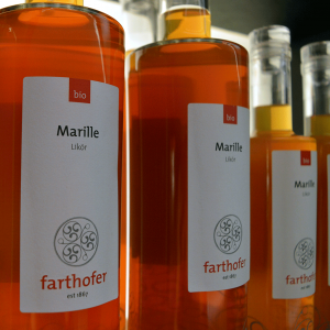 Bio Marillenlikör (700 und 350 ml) - Destillerie Farthofer